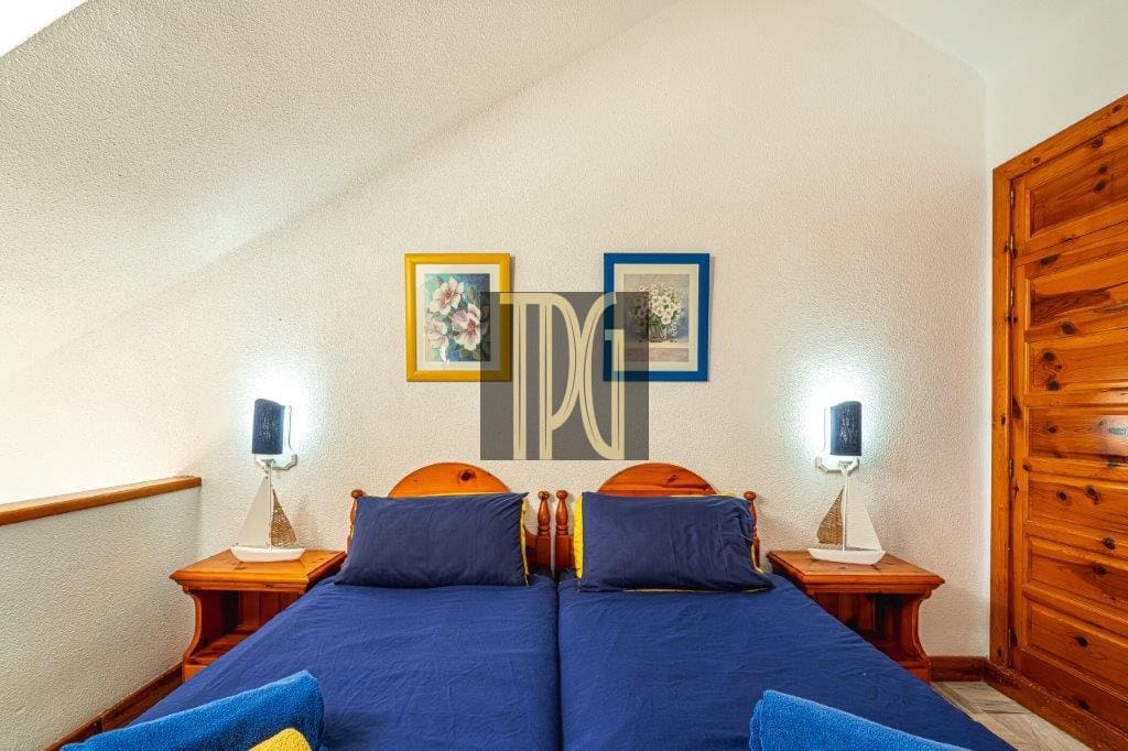 Ático de 1 habitación en Playa de las Americas en venta - 459.000 € (Ref: 9228268)