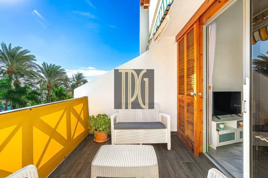 Ático de 1 habitación en Playa de las Americas en venta - 459.000 € (Ref: 9228268)