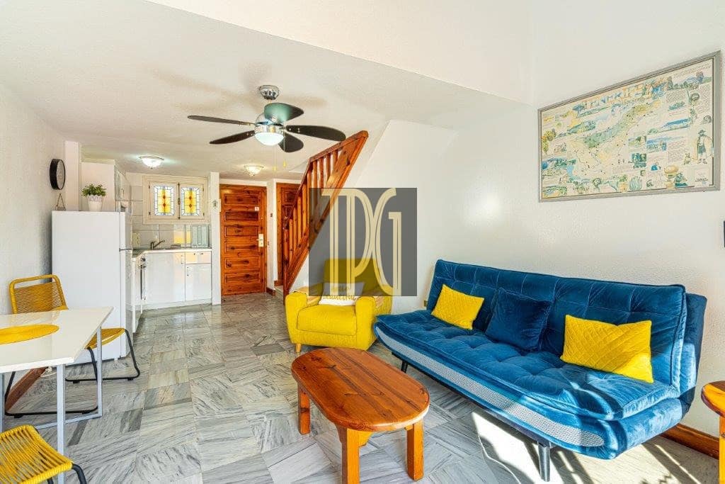 Ático de 1 habitación en Playa de las Americas en venta - 459.000 € (Ref: 9228268)