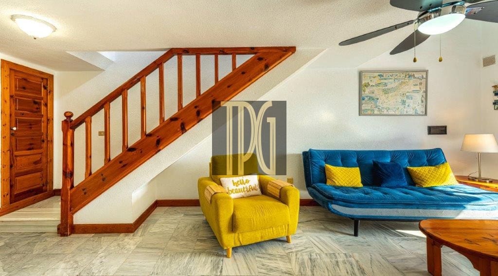 Ático de 1 habitación en Playa de las Americas en venta - 459.000 € (Ref: 9228268)