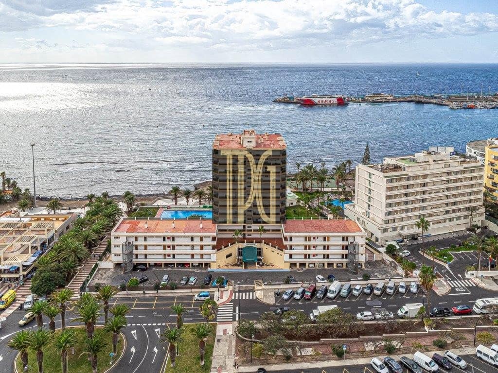 Ático de 1 habitación en Playa de las Americas en venta - 459.000 € (Ref: 9228268)