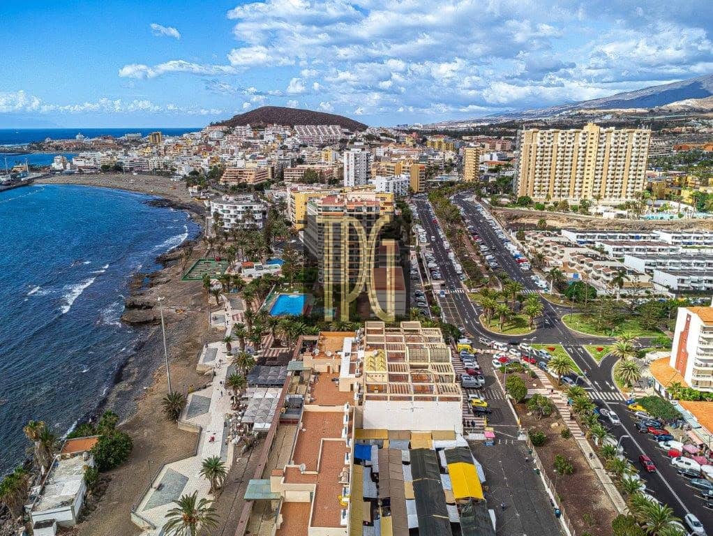 Ático de 1 habitación en Playa de las Americas en venta - 459.000 € (Ref: 9228268)