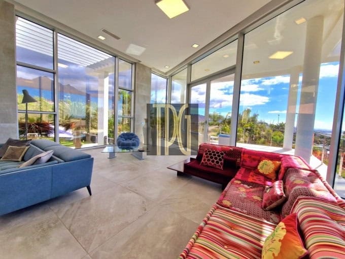 6 bedroom Villa for sale in Costa Adeje - € 4,450,000 (Ref: 9228270)