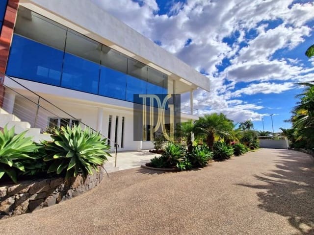 6 bedroom Villa for sale in Costa Adeje, Adeje - € 4,450,000 (Ref: 9228270)