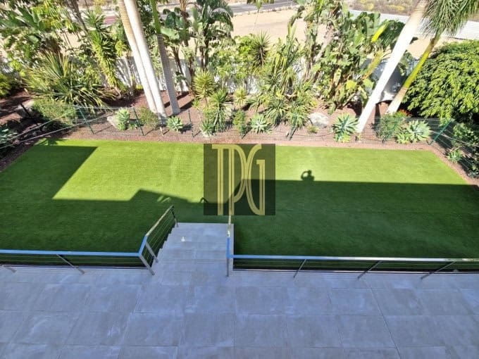 6 bedroom Villa for sale in Costa Adeje - € 4,450,000 (Ref: 9228270)