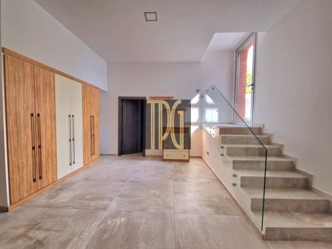 6 bedroom Villa for sale in Costa Adeje - € 4,450,000 (Ref: 9228270)