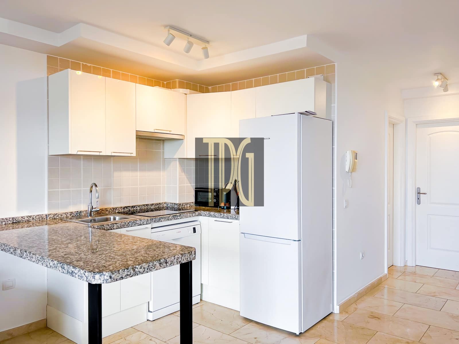 1 soveværelse Lejlighed til salg i Palm-Mar - € 267.000 (Ref: 9326001)