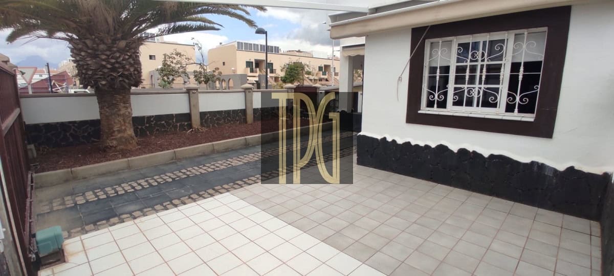 1 bedroom Apartment for sale in Costa del Silencio - € 273,000 (Ref: 9387508)