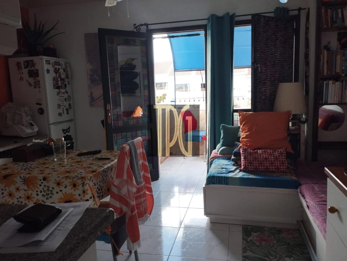 1 bedroom Apartment for sale in Los Cristianos - € 217,000 (Ref: 9540996)