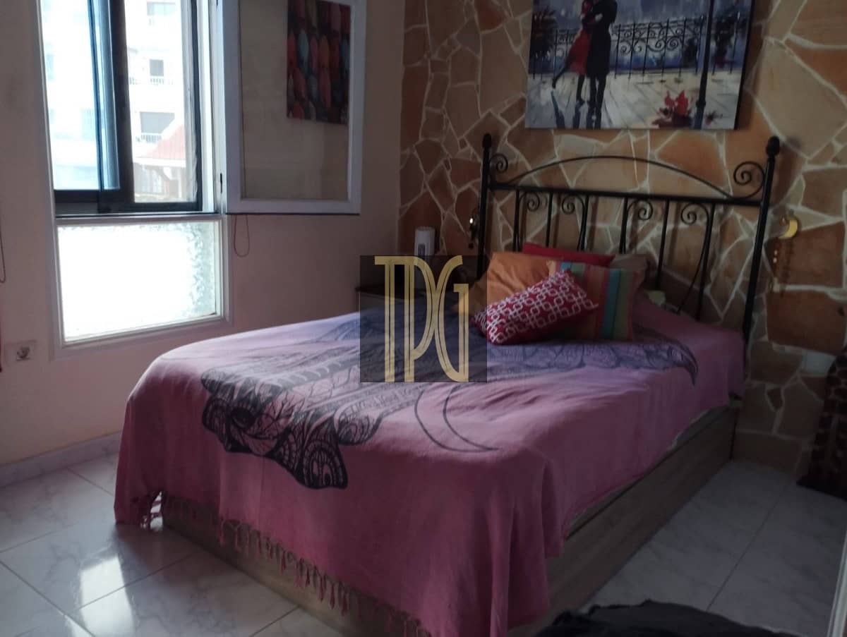 1 bedroom Apartment for sale in Los Cristianos - € 217,000 (Ref: 9540996)