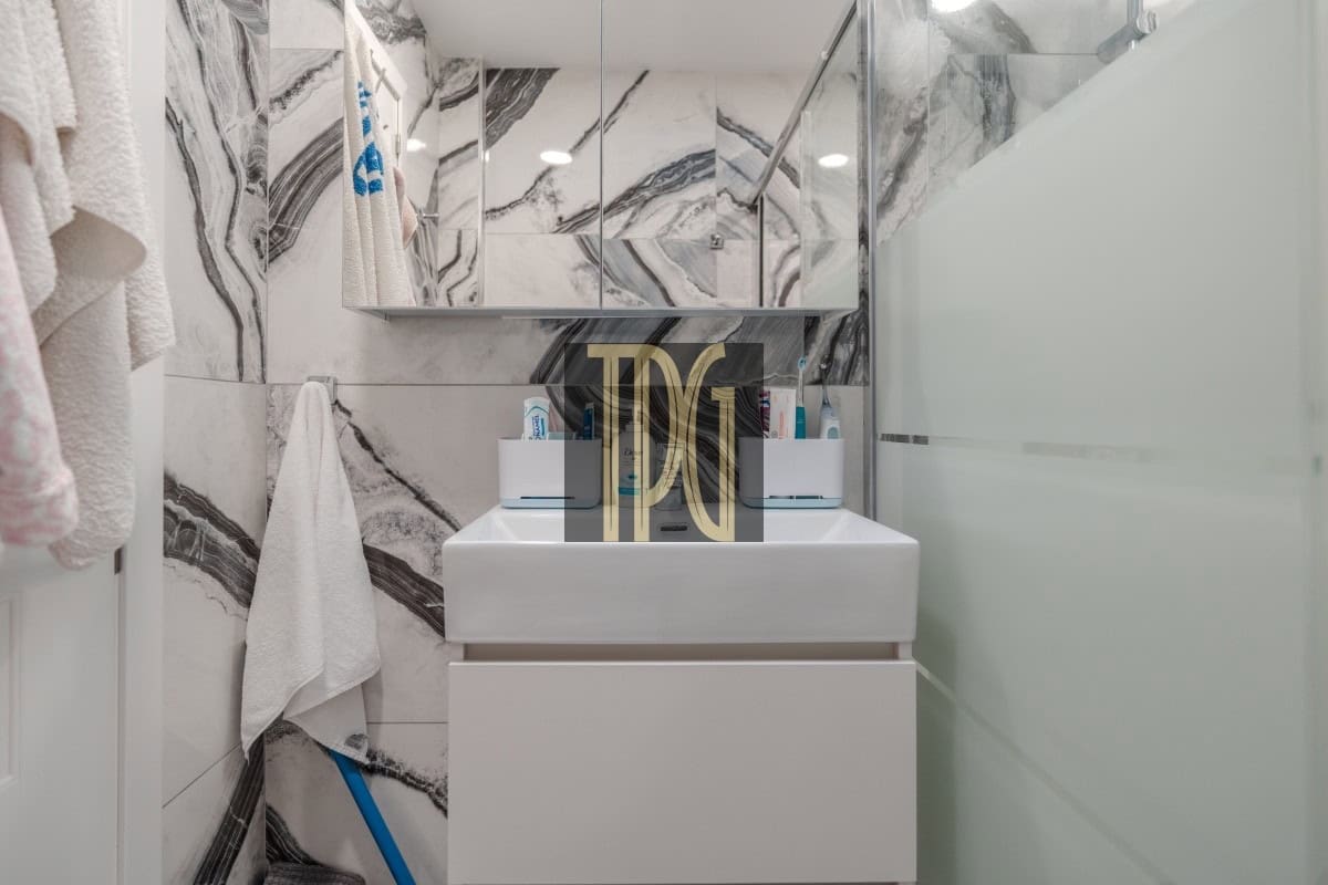 3 makuuhuone Kattohuoneisto myytävänä paikassa Arona - 395 000 € (Ref: 9560937)