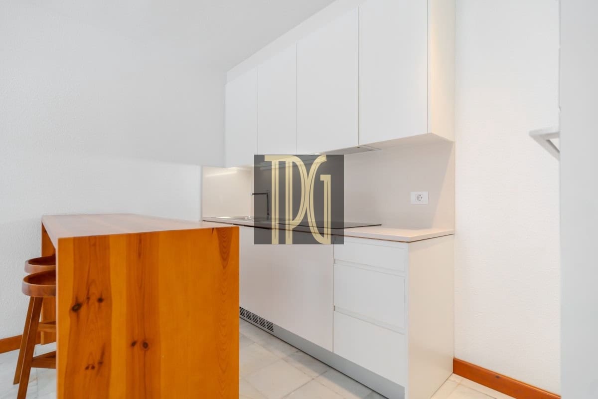 Apartamento de 1 habitación en Playa de las Americas en venta - 520.000 € (Ref: 9619098)