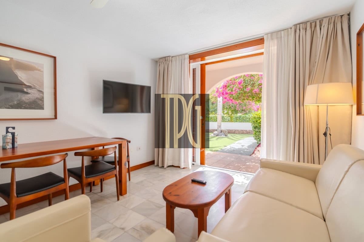 Apartamento de 1 habitación en Playa de las Americas en venta - 520.000 € (Ref: 9619098)