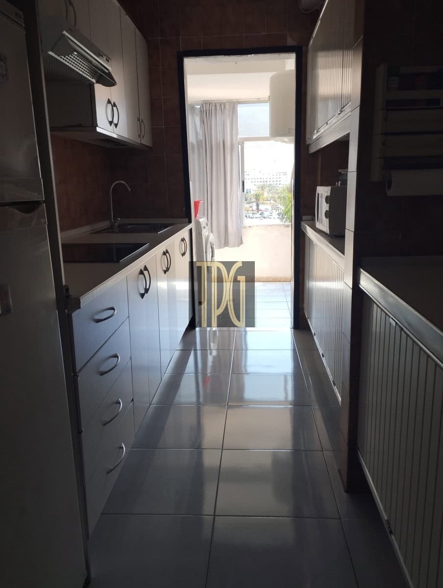 Apartamento de 3 habitaciones en Los Cristianos en venta - 420.000 € (Ref: 9627254)