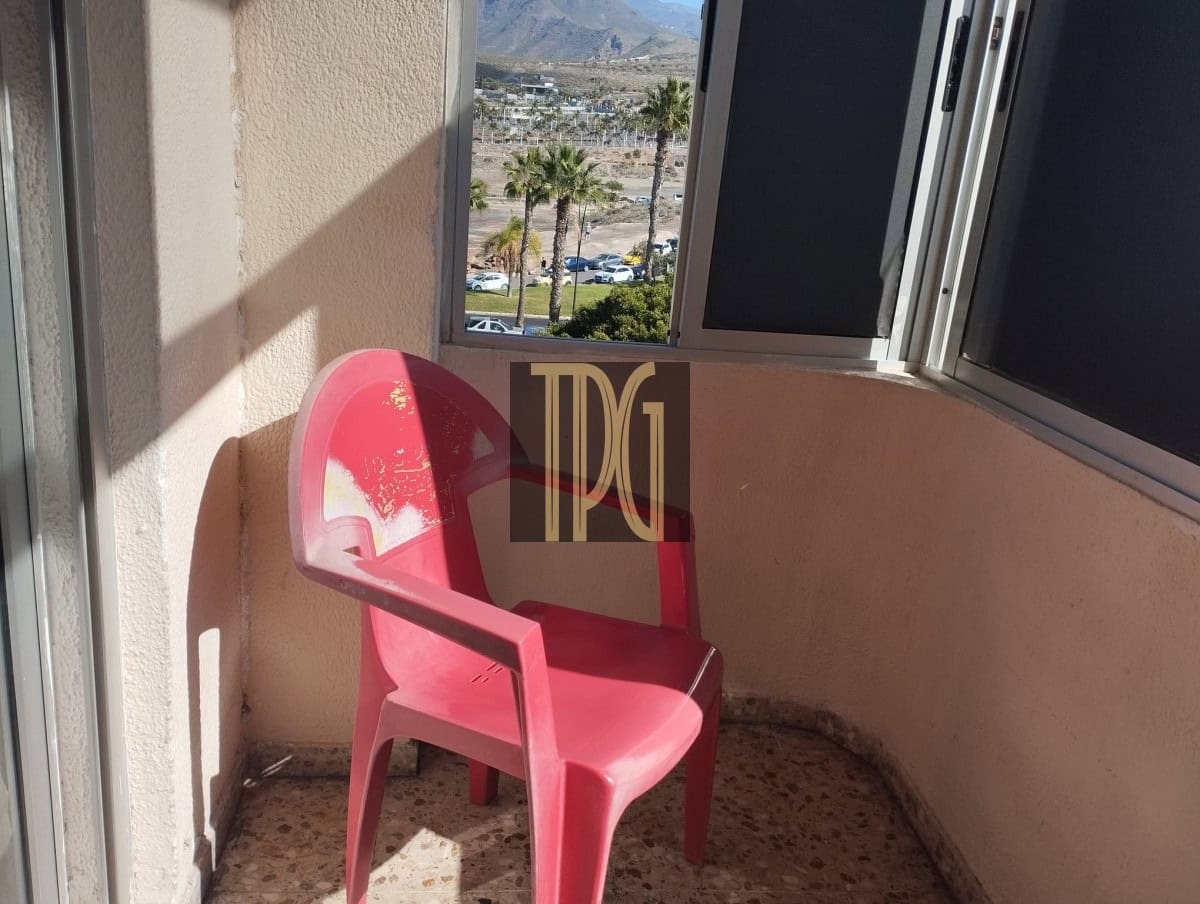 Apartamento de 3 habitaciones en Los Cristianos en venta - 420.000 € (Ref: 9627254)