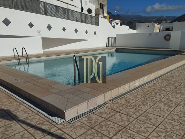 2 soveværelse Lejlighed til salg i Los Cristianos, Arona - € 260.000 (Ref: 9627256)