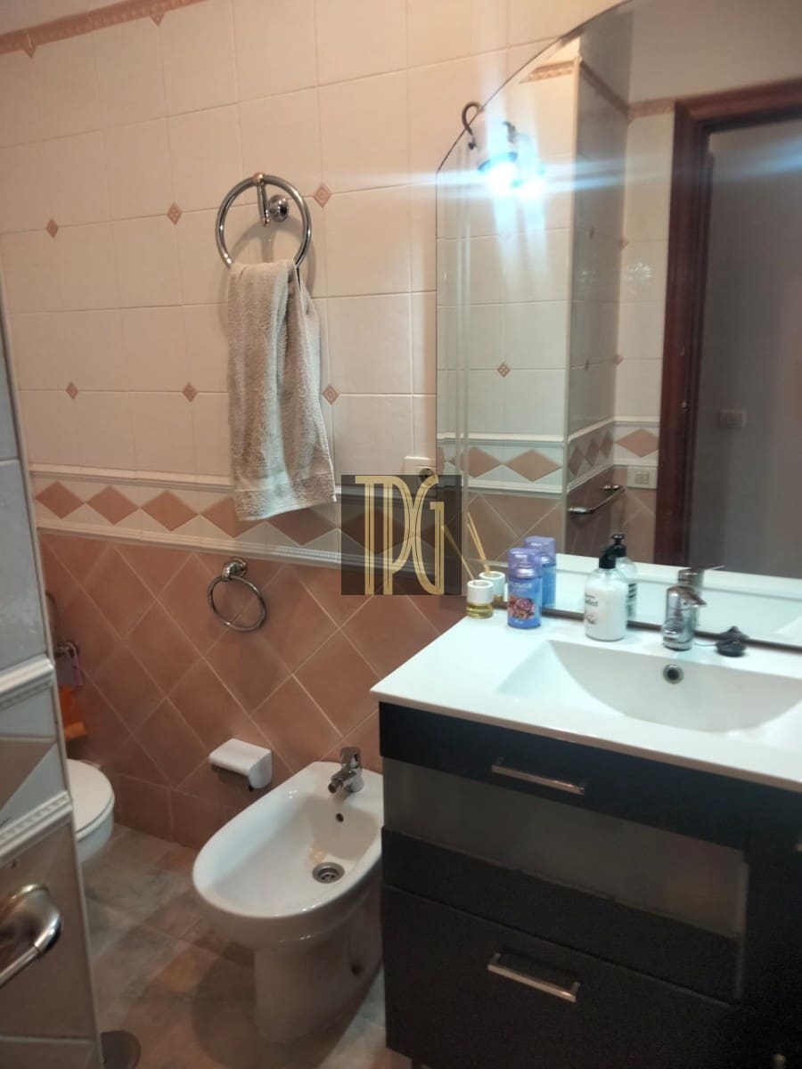 3 bedroom Apartment for sale in Los Cristianos - € 585,000 (Ref: 9820315)