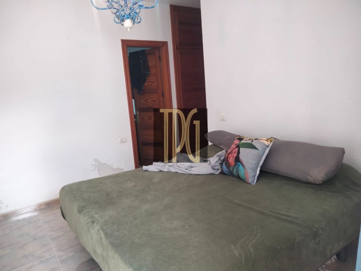 3 bedroom Apartment for sale in Los Cristianos - € 585,000 (Ref: 9820315)