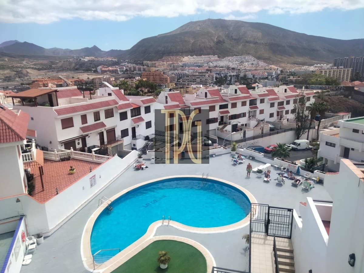 3 bedroom Apartment for sale in Los Cristianos - € 585,000 (Ref: 9820315)