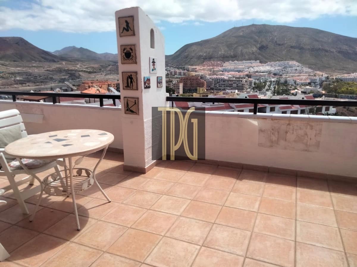 3 bedroom Apartment for sale in Los Cristianos - € 585,000 (Ref: 9820315)