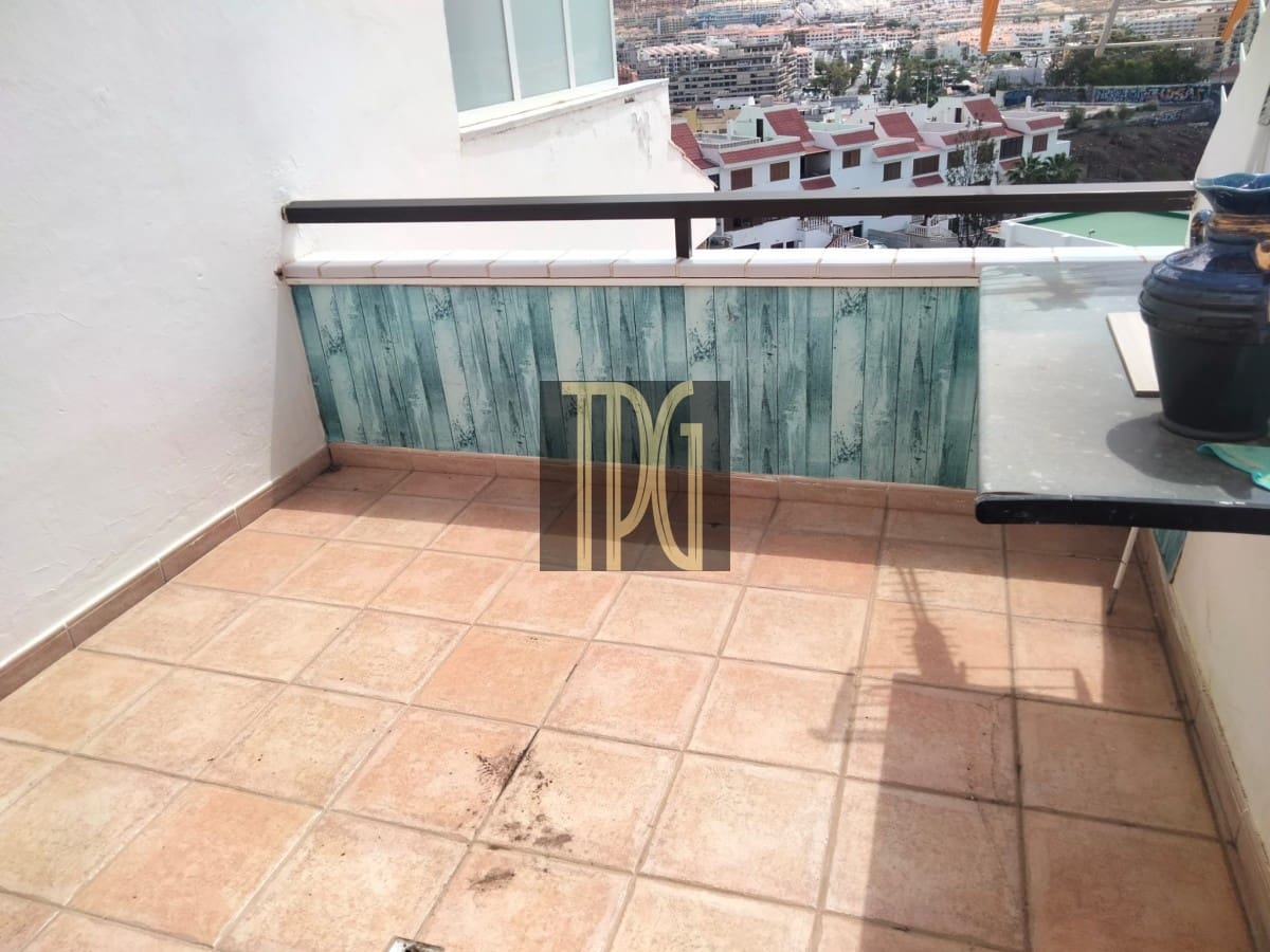 3 bedroom Apartment for sale in Los Cristianos - € 585,000 (Ref: 9820315)