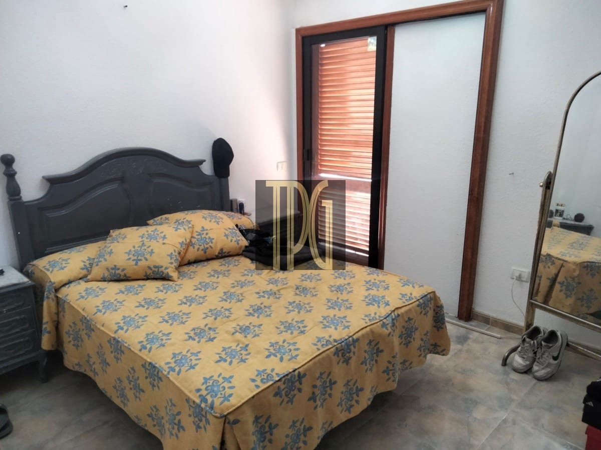 3 bedroom Apartment for sale in Los Cristianos - € 585,000 (Ref: 9820315)