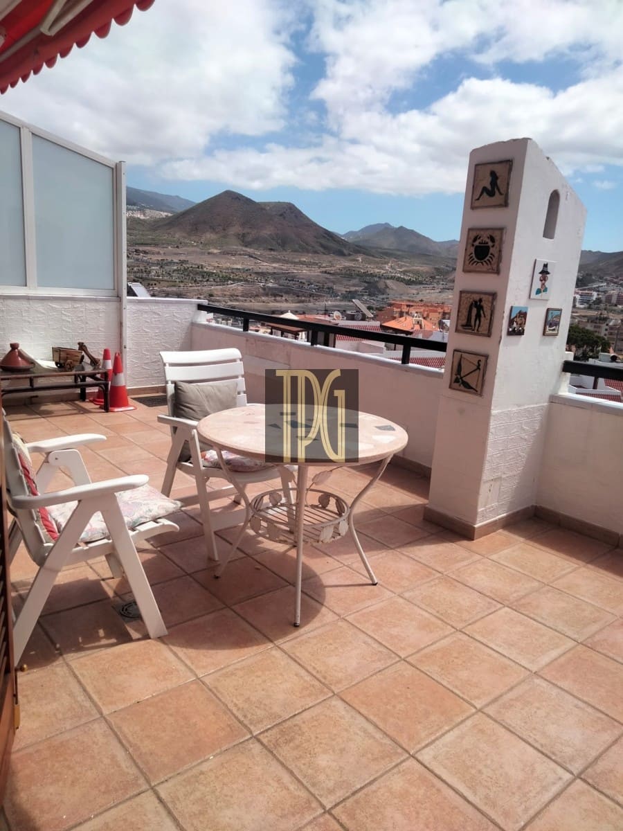 3 bedroom Apartment for sale in Los Cristianos - € 585,000 (Ref: 9820315)
