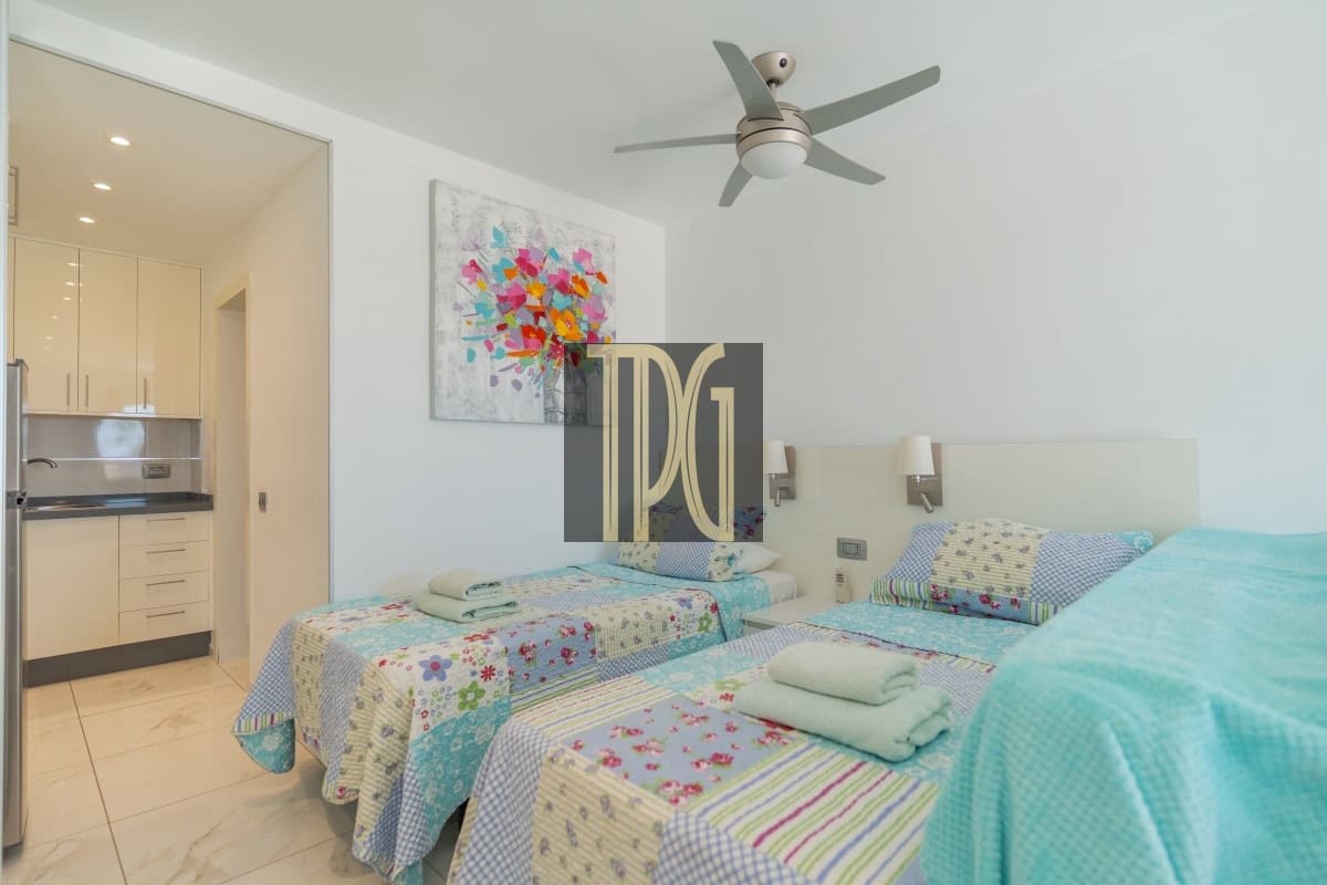 Appartement à vendre à Puerto Colon - 265 000 € (Ref: 9859880)