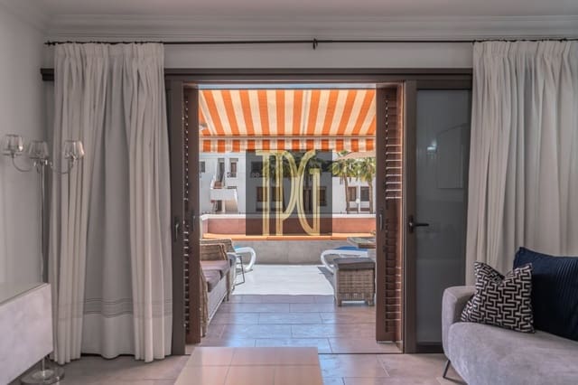 1 soverom Leilighet til salgs i Los Cristianos, Arona - € 315 000 (Ref: 9875994)