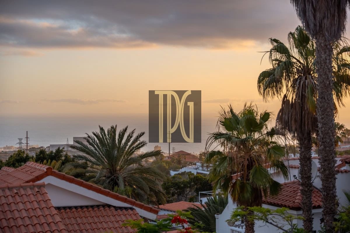 5 slaapkamer Villa te koop in Chayofa - € 1.250.000 (Ref: 9904289)
