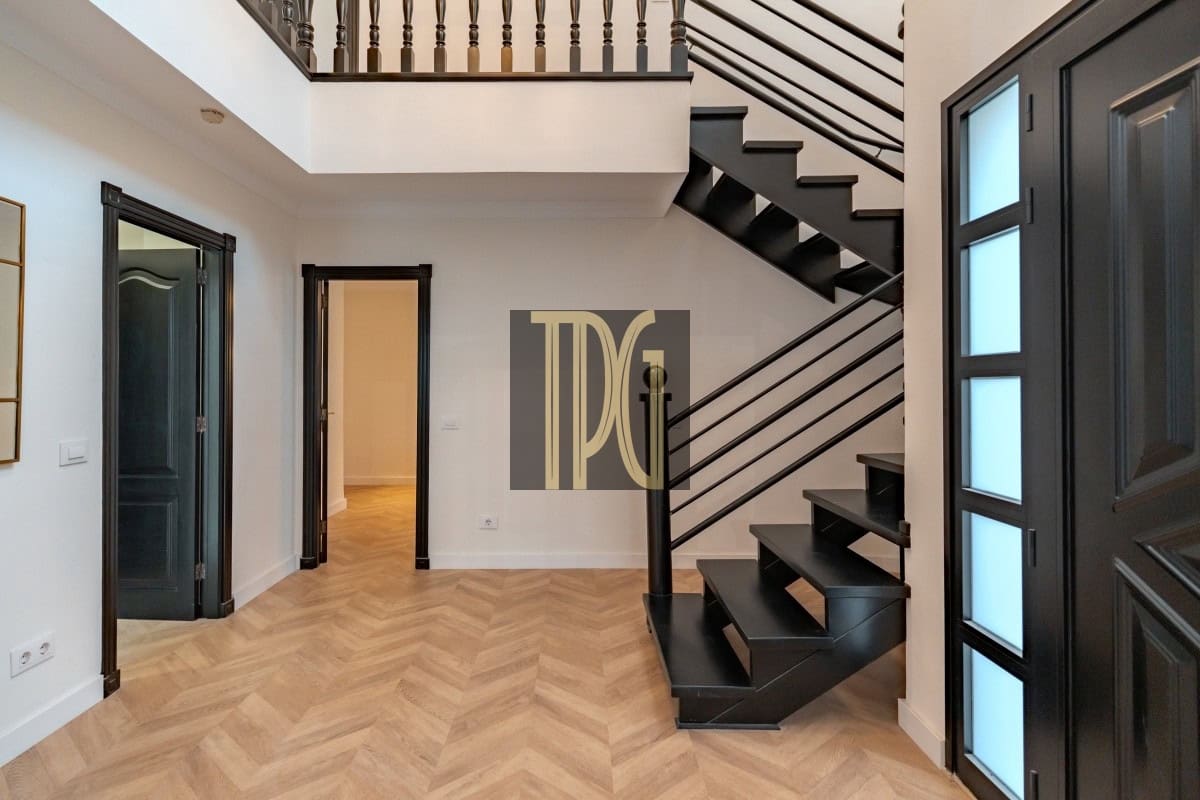 5 slaapkamer Villa te koop in Chayofa - € 1.250.000 (Ref: 9904289)
