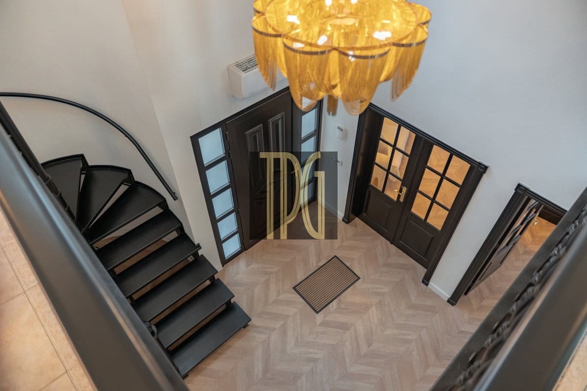 5 slaapkamer Villa te koop in Chayofa - € 1.250.000 (Ref: 9904289)