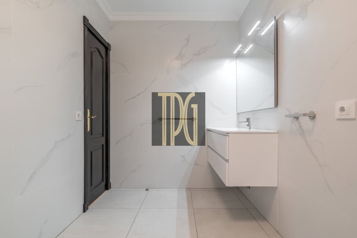 5 slaapkamer Villa te koop in Chayofa - € 1.250.000 (Ref: 9904289)
