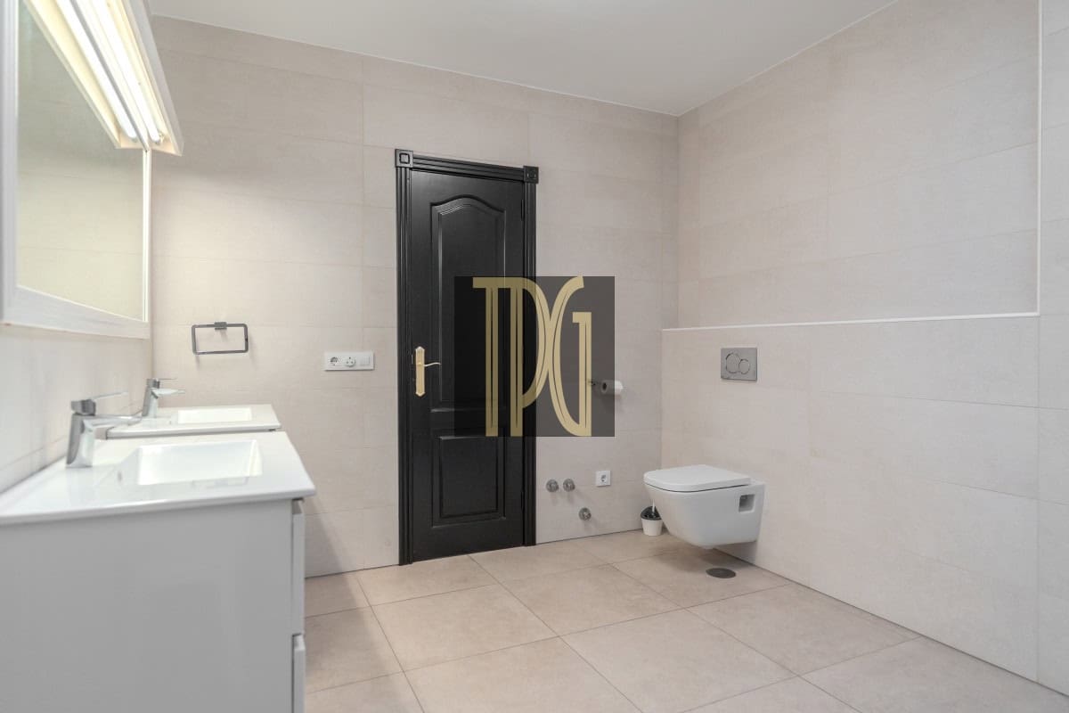 5 slaapkamer Villa te koop in Chayofa - € 1.250.000 (Ref: 9904289)