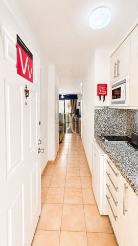 Leilighet til salgs i Los Cristianos, Arona - € 249 000 (Ref: 9929077)