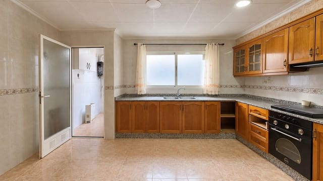 3 slaapkamer Flat te koop in Aspe met garage - € 176.000 (Ref: 10064704)