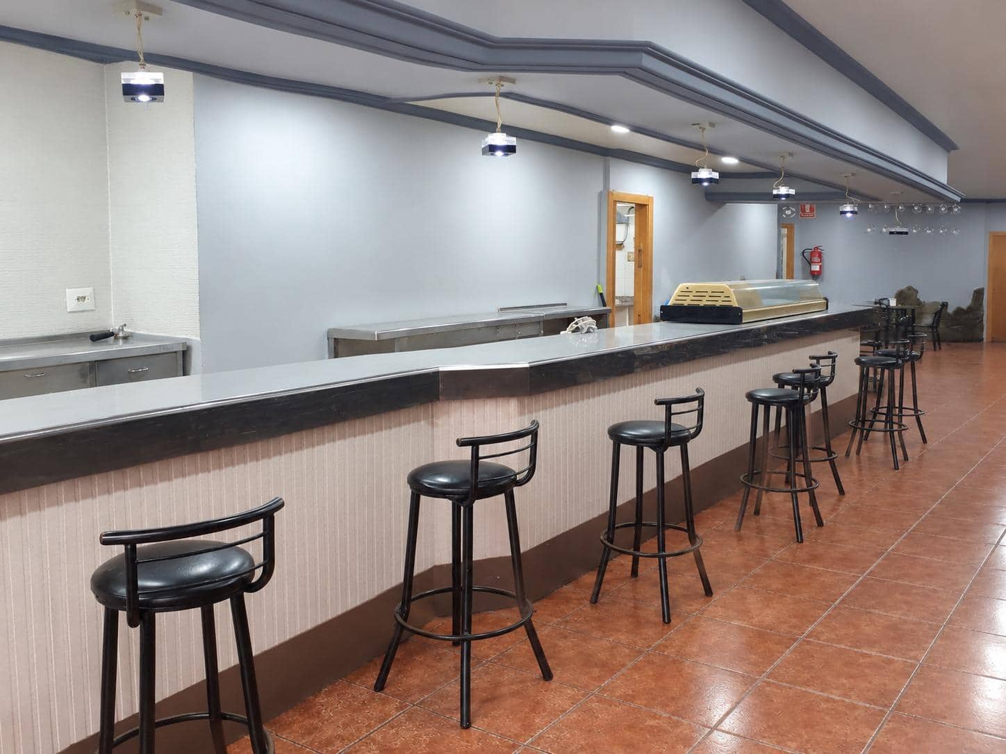 1 soverom Kommersiell til salgs i Elche / Elx - € 95 000 (Ref: 10094720)