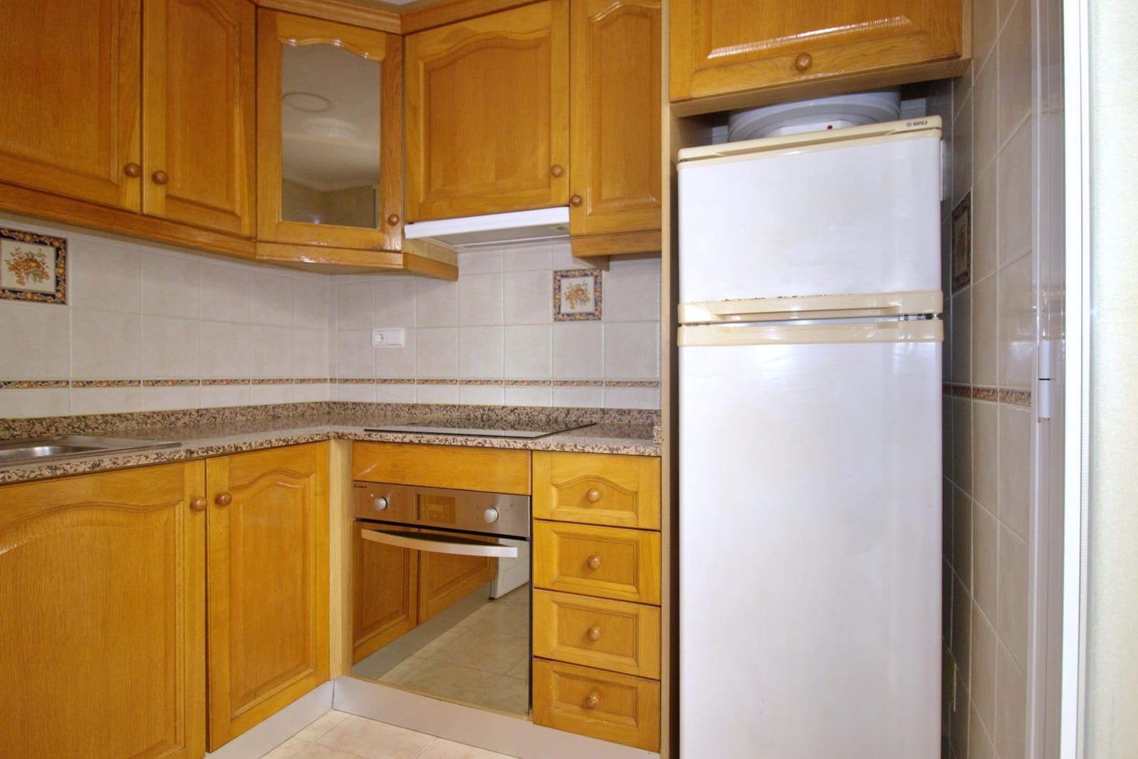 2 slaapkamer Bungalow te huur in San Fulgencio met zwembad garage - € 600 (Ref: 10147159)