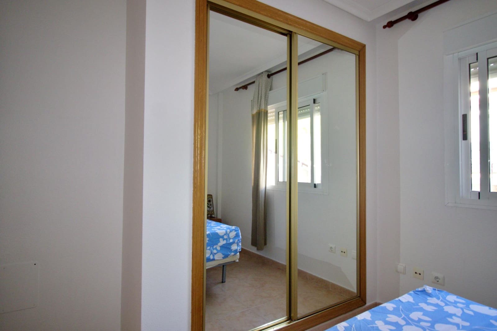 2 slaapkamer Bungalow te huur in San Fulgencio met zwembad garage - € 600 (Ref: 10147159)