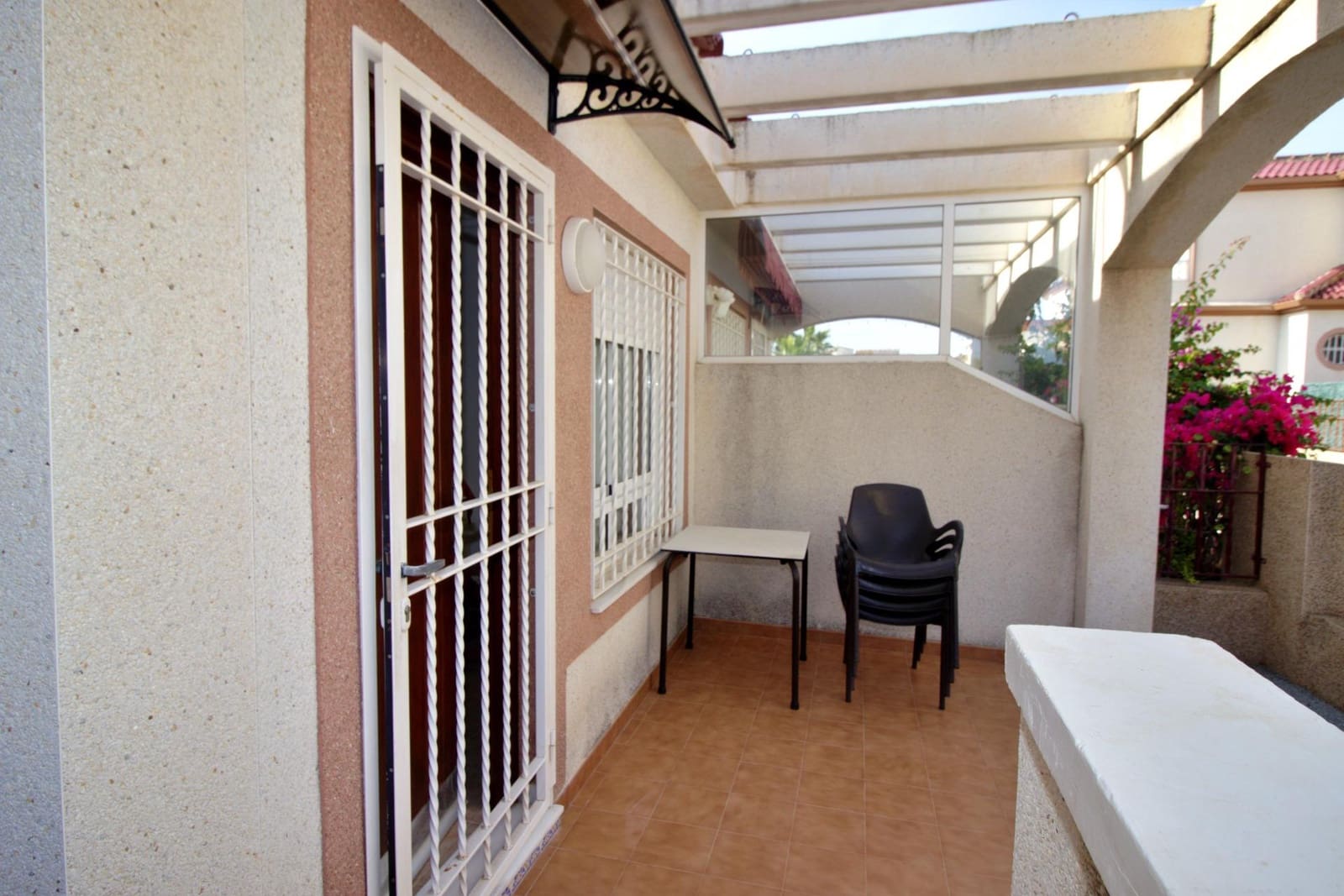 2 slaapkamer Bungalow te huur in San Fulgencio met zwembad garage - € 600 (Ref: 10147159)
