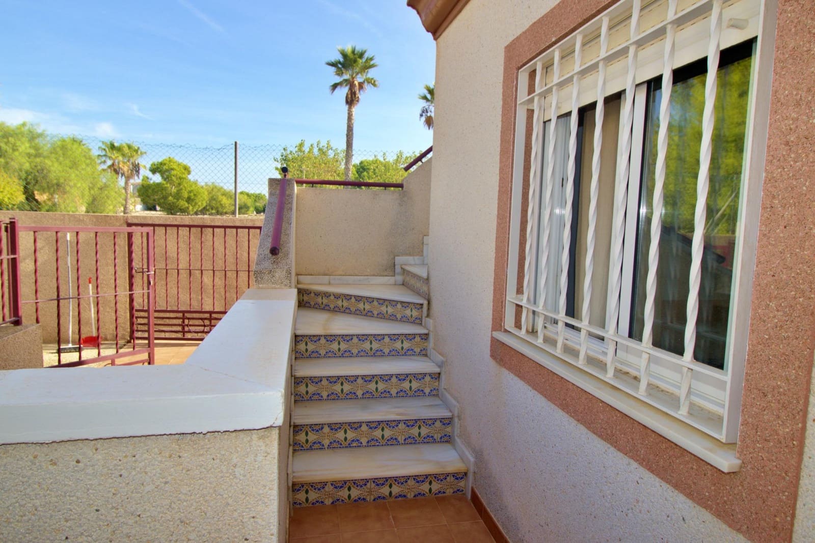 2 slaapkamer Bungalow te huur in San Fulgencio met zwembad garage - € 600 (Ref: 10147159)