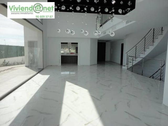 7 soverom Villa til salgs i Peña de las Águilas, Elche / Elx med svømmebasseng garasje - € 985 000 (Ref: 3869740)