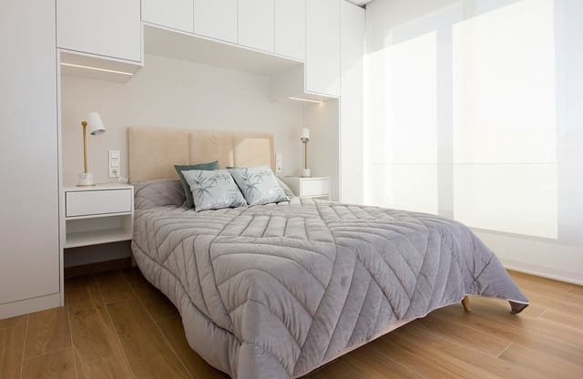 Chalet de 3 habitaciones en El Campello en venta con piscina - 859.900 € (Ref: 6164996)