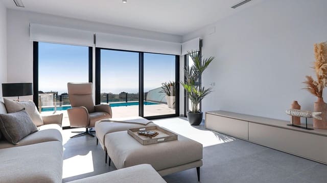 Chalet de 4 habitaciones en Guardamar del Segura en venta con piscina garaje - 704.480 € (Ref: 6680971)