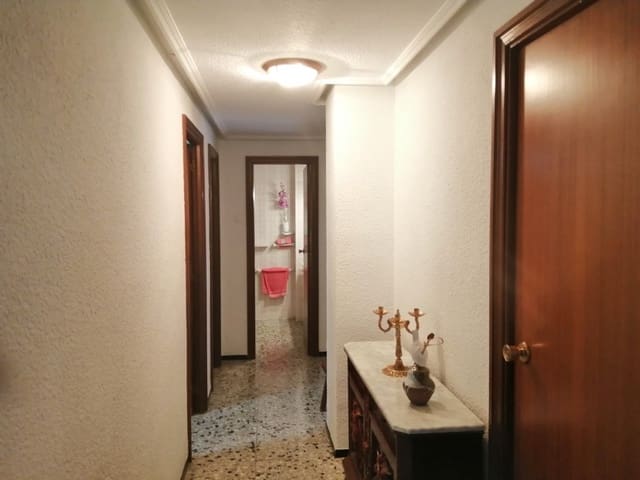 4 slaapkamer Flat te koop in Centro, Elche / Elx - € 220.000 (Ref: 7216056)