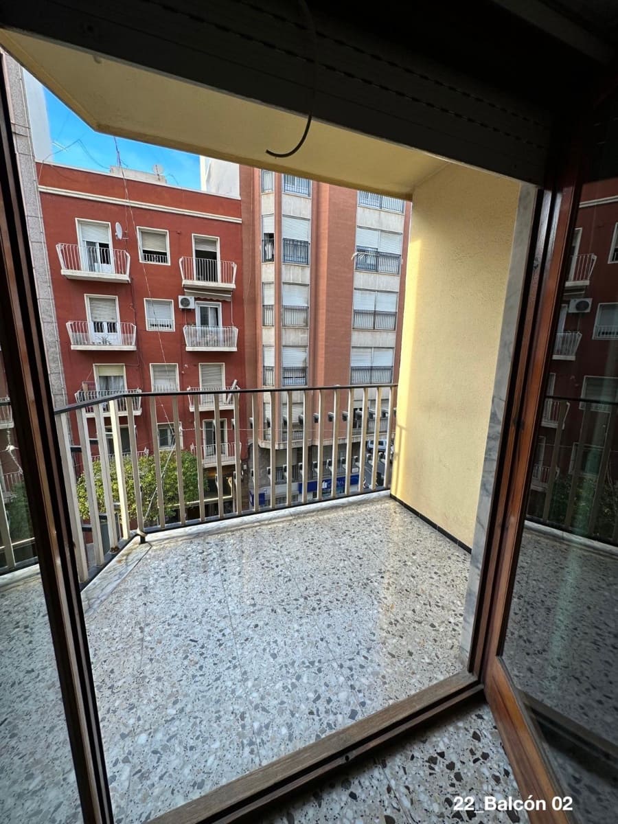 4 makuuhuone Asunto myytävänä paikassa Elche / Elx - 220 000 € (Ref: 7216056)