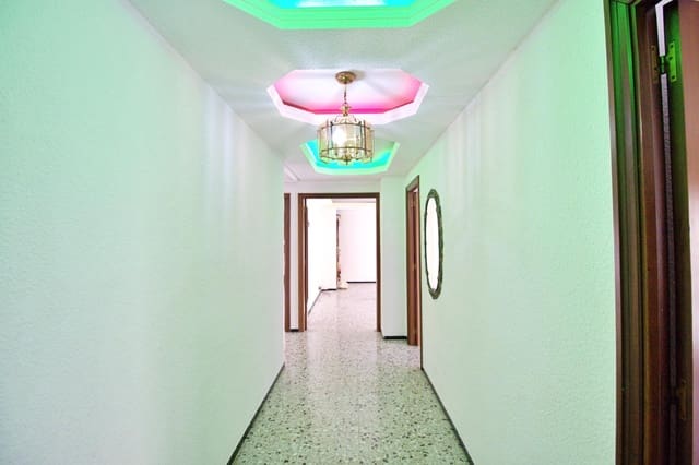 4 Zimmer Wohnung zu verkaufen in Centro, Elche / Elx - 220.000 € (Ref: 7216056)