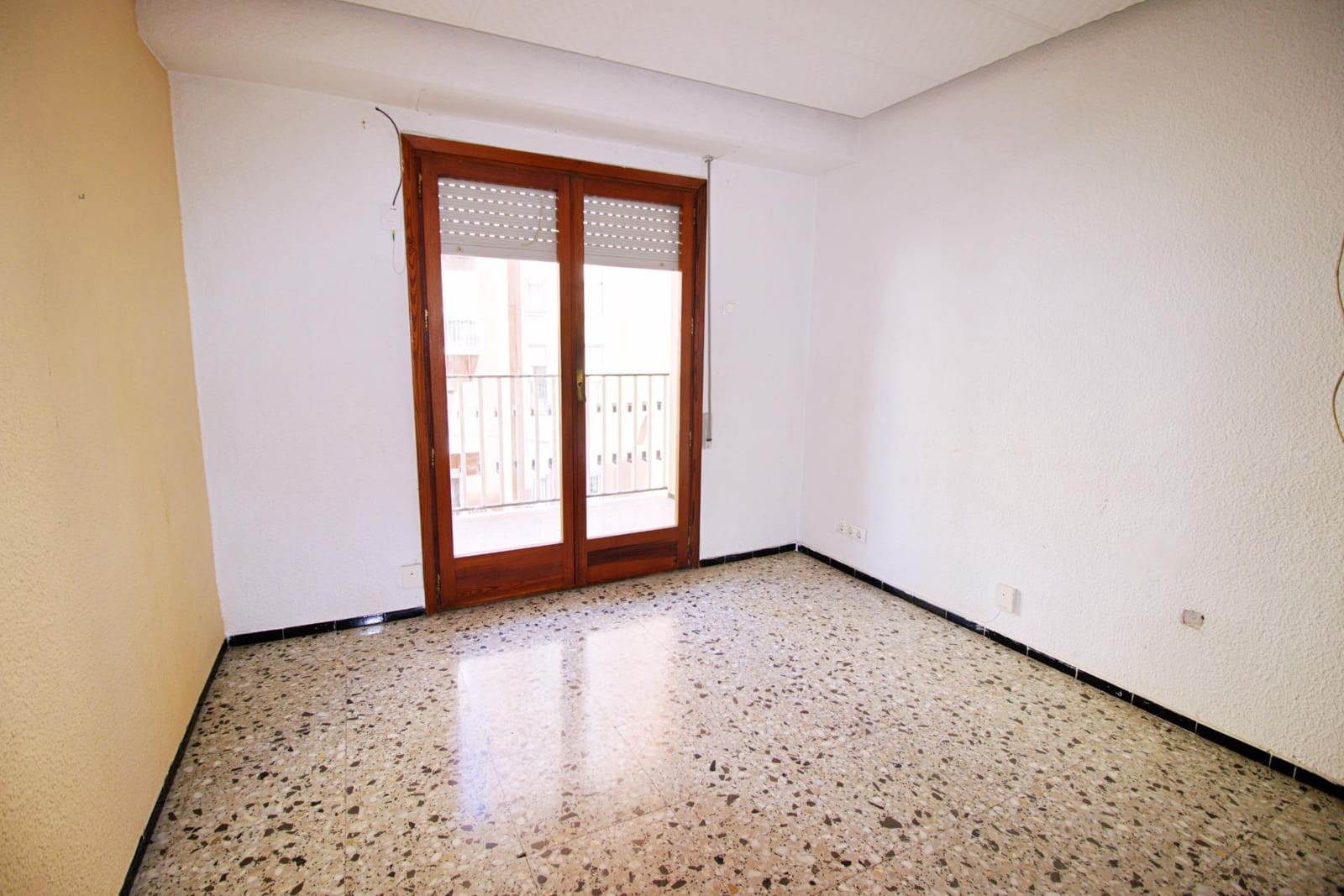 4 quarto Apartamento para venda em Elche / Elx - 220 000 € (Ref: 7216056)