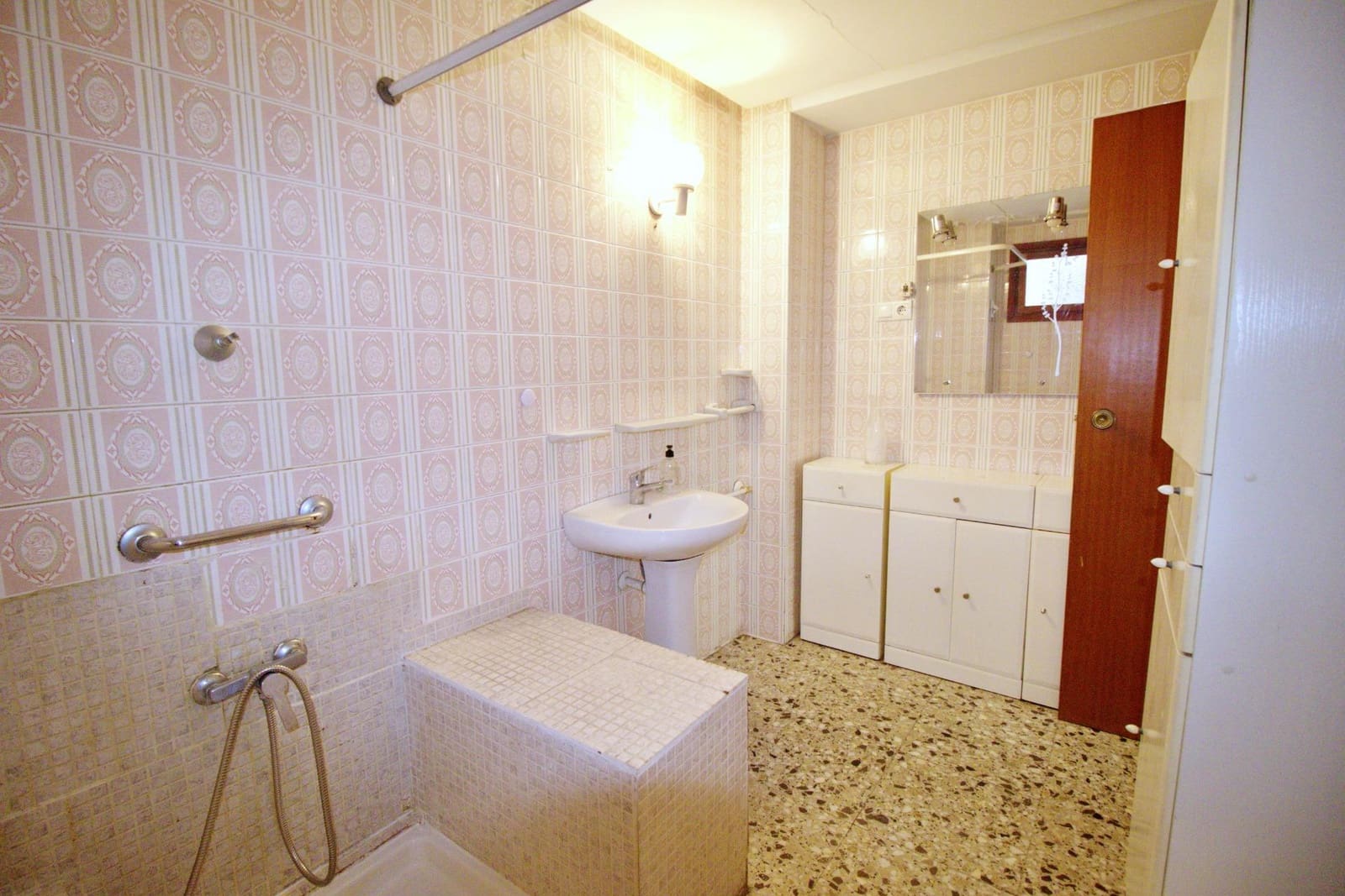 4 quarto Apartamento para venda em Elche / Elx - 220 000 € (Ref: 7216056)