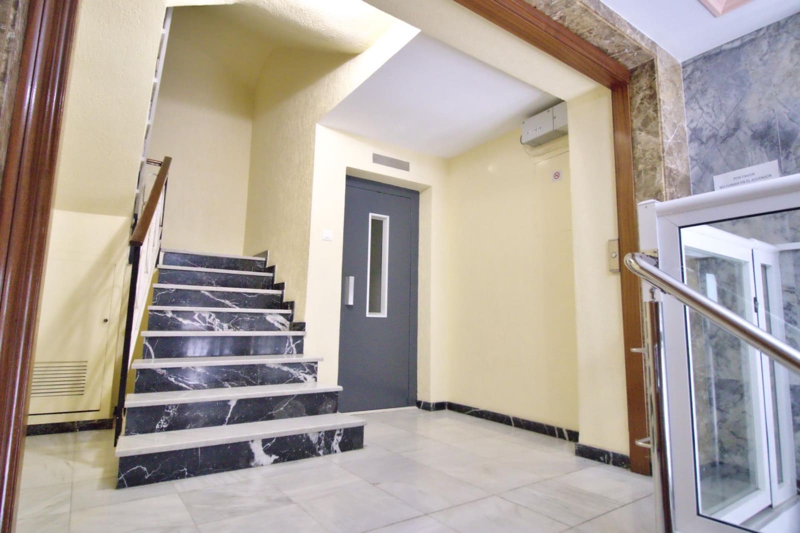 4 quarto Apartamento para venda em Elche / Elx - 220 000 € (Ref: 7216056)